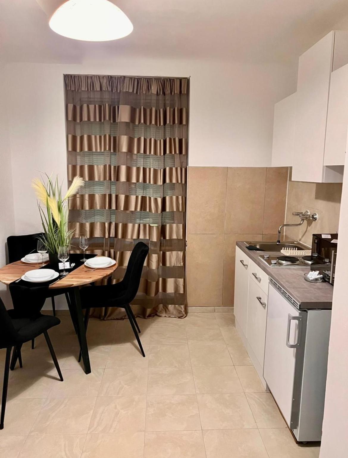 Roomino Apartment เวียนนา ภายนอก รูปภาพ